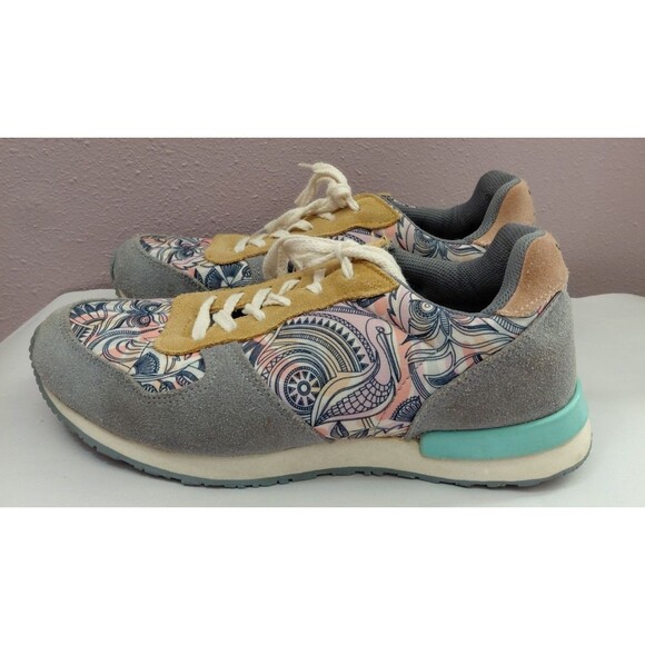 Inkkas Manu Gray Boho Owl Bird Print Suede Casual Shoes Size 10W/8M - Picture 3 of 9